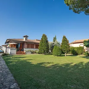 Orsini - A Retreat In - Food And Relax Frühstückspension